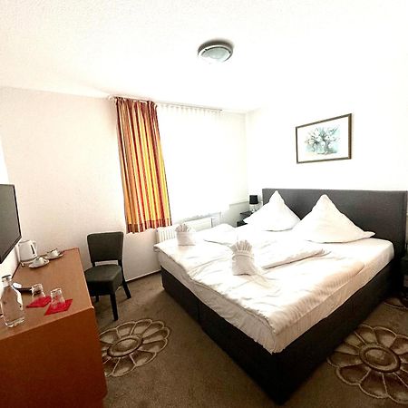 DUA Hotel Wennigsen Luaran gambar