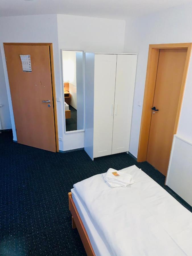 DUA Hotel Wennigsen Luaran gambar