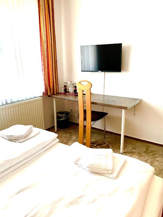 DUA Hotel Wennigsen Luaran gambar