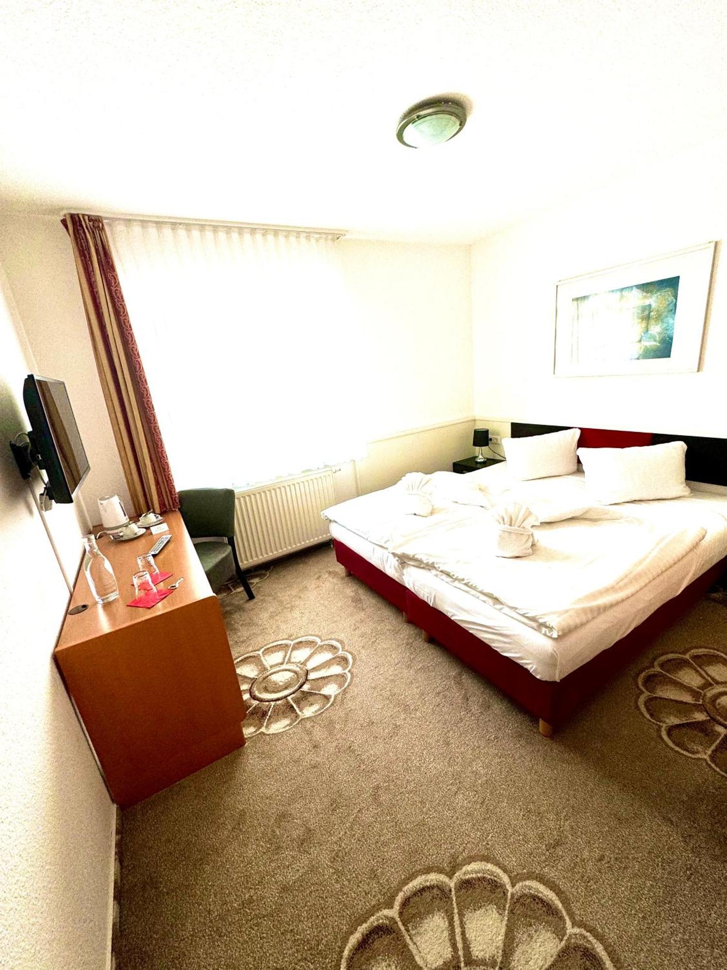 DUA Hotel Wennigsen Luaran gambar
